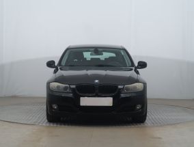 BMW 3 - 2011