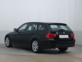 BMW 3 - 2011