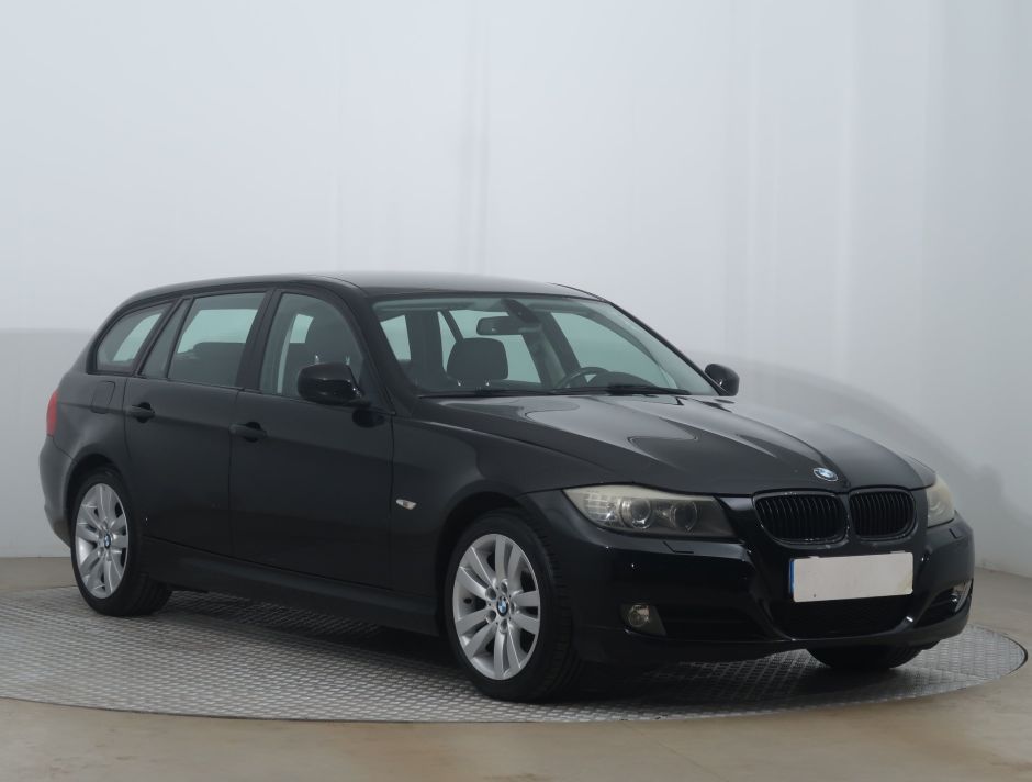 BMW 3 - 2011
