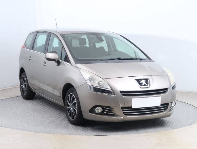 Peugeot 5008 2012