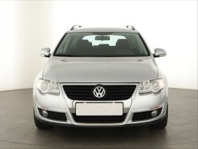 Volkswagen Passat - 2010