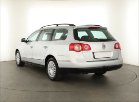 Volkswagen Passat - 2010
