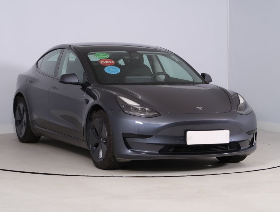 Tesla Model 3 - 2021