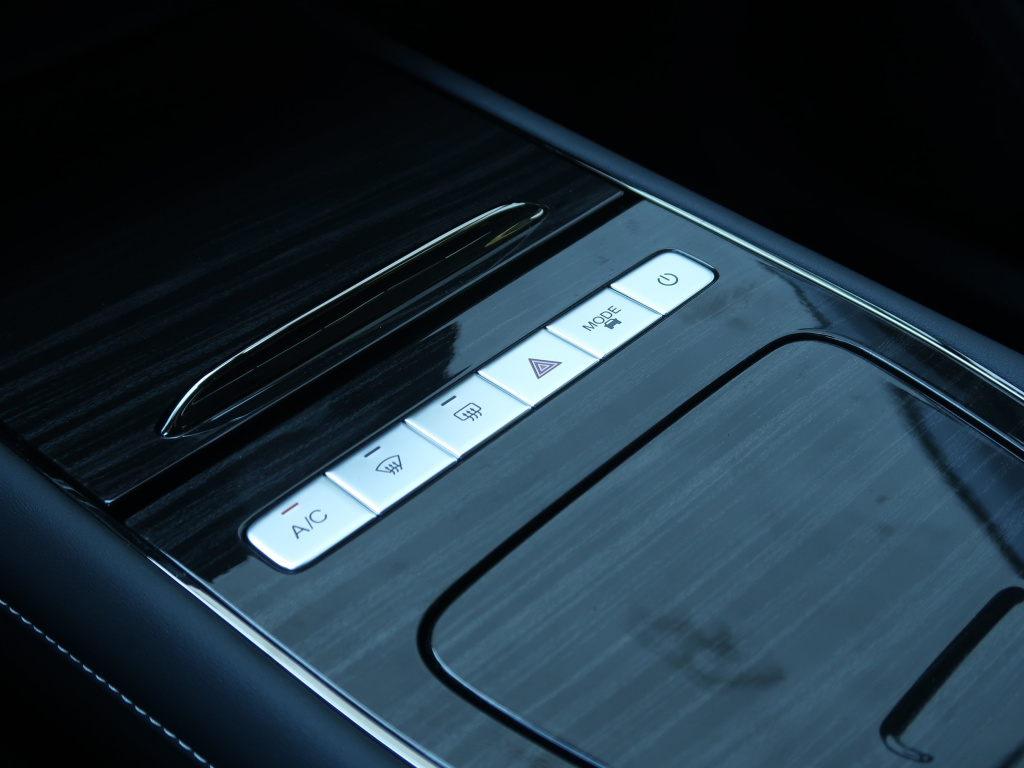 Omoda 5