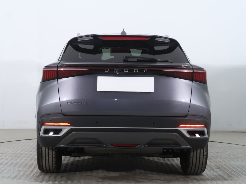 Omoda 5