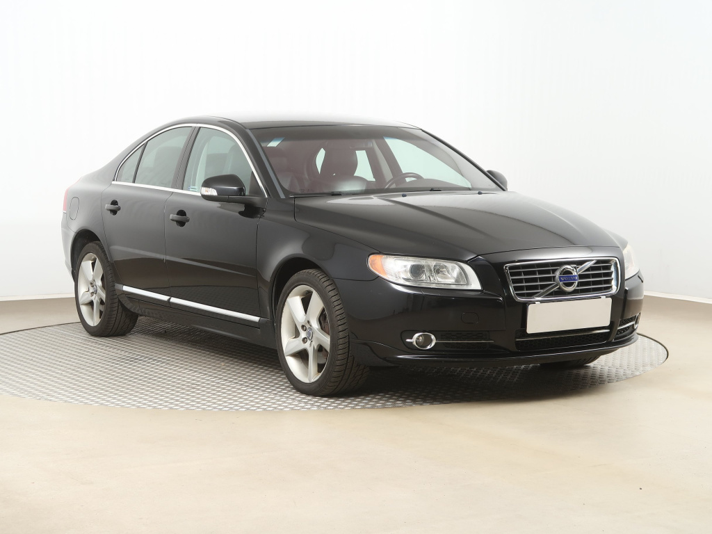 Volvo S80