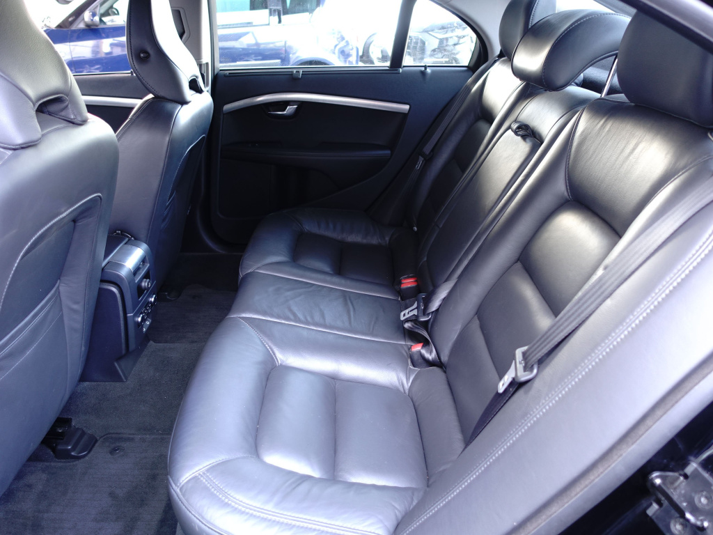 Volvo S80
