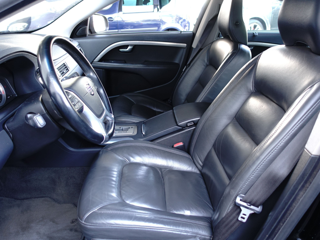 Volvo S80