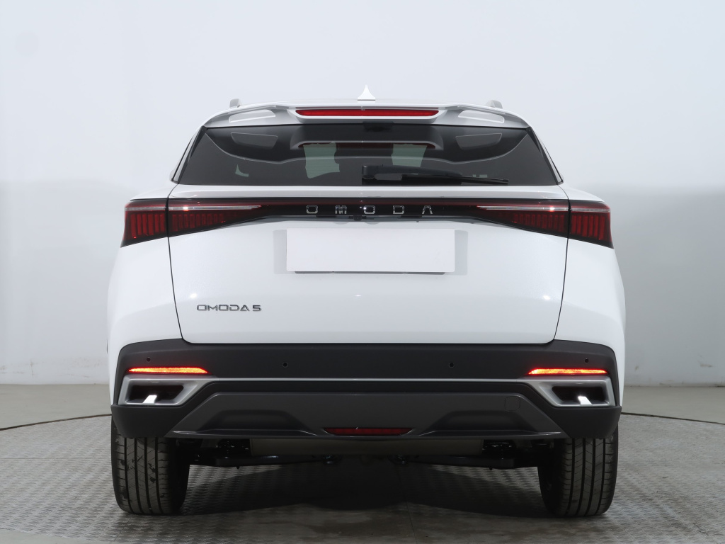 Omoda 5