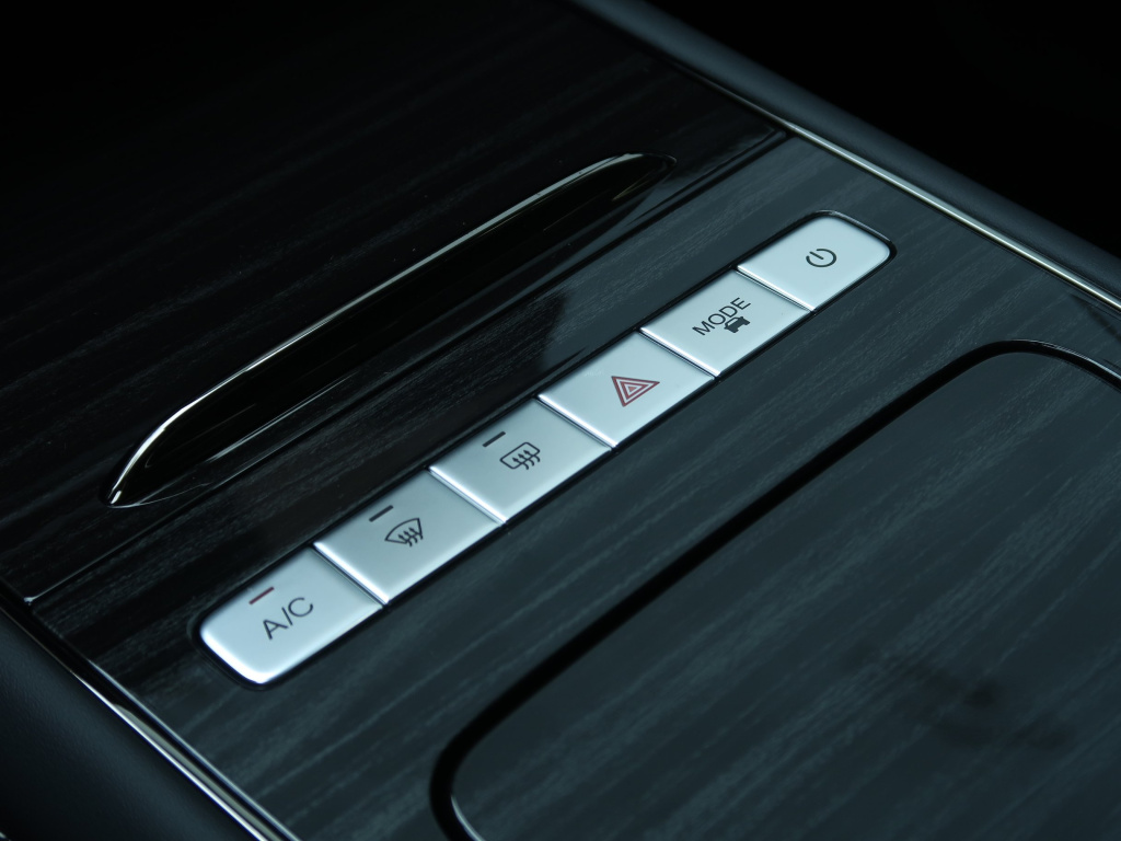 Omoda 5