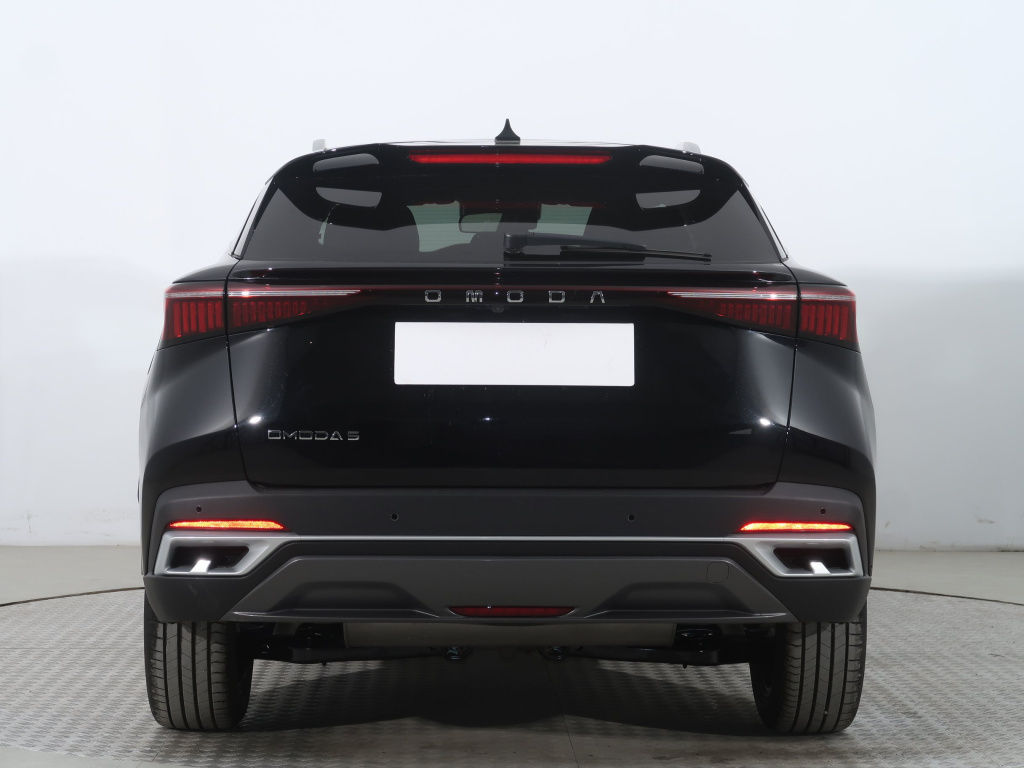 Omoda 5