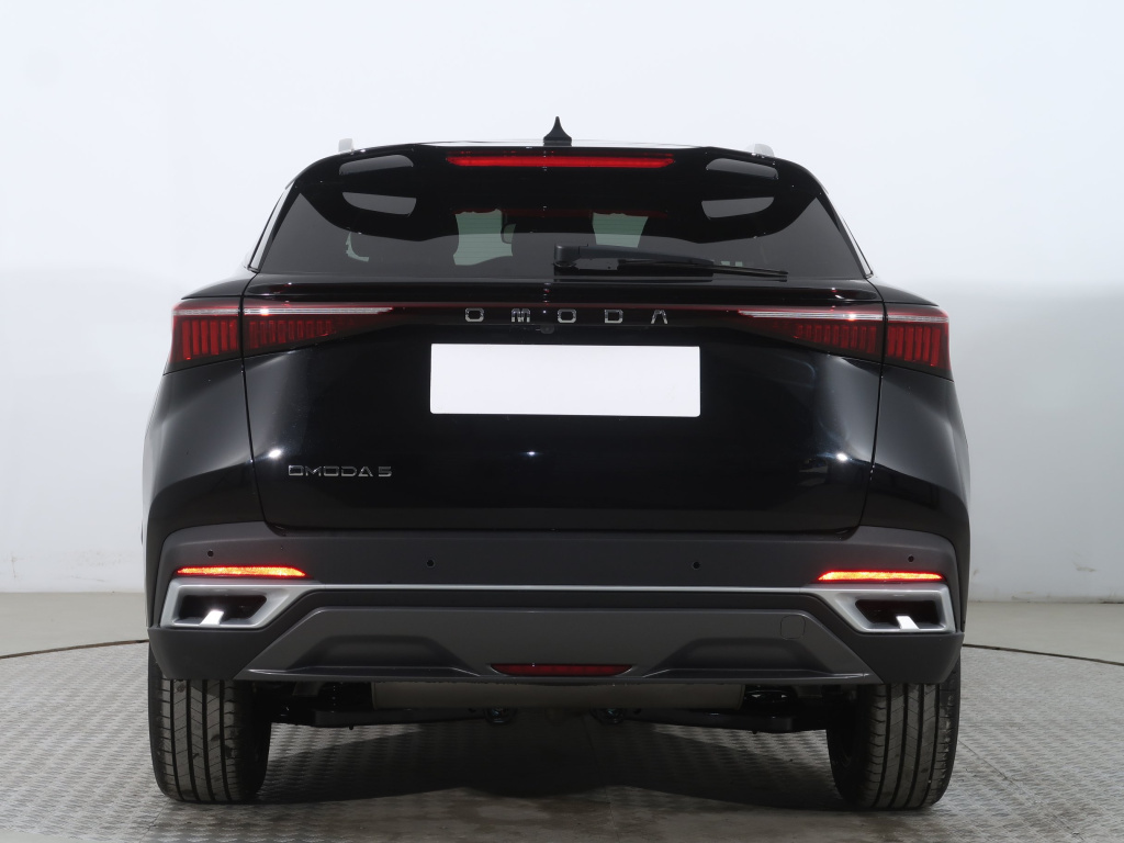Omoda 5