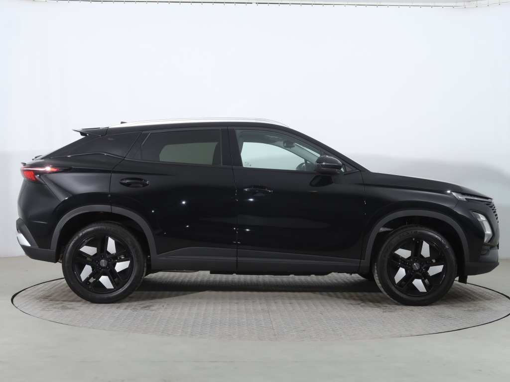 Omoda 5