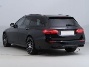 Mercedes-Benz E - 2017