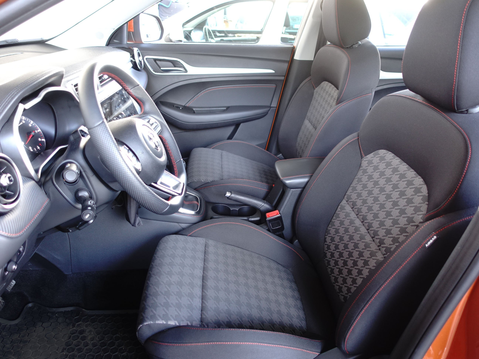 MG ZS II - 2025