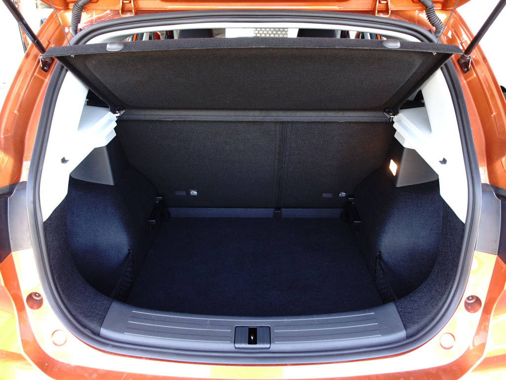 MG ZS SUV