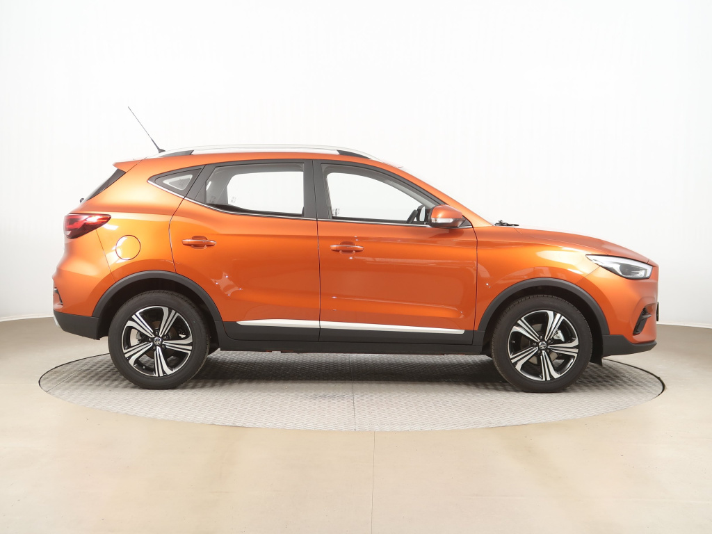 MG ZS SUV