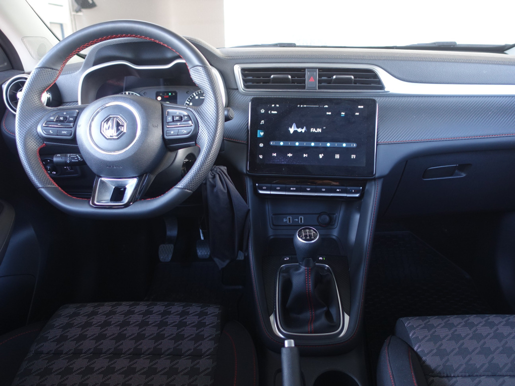 MG ZS SUV