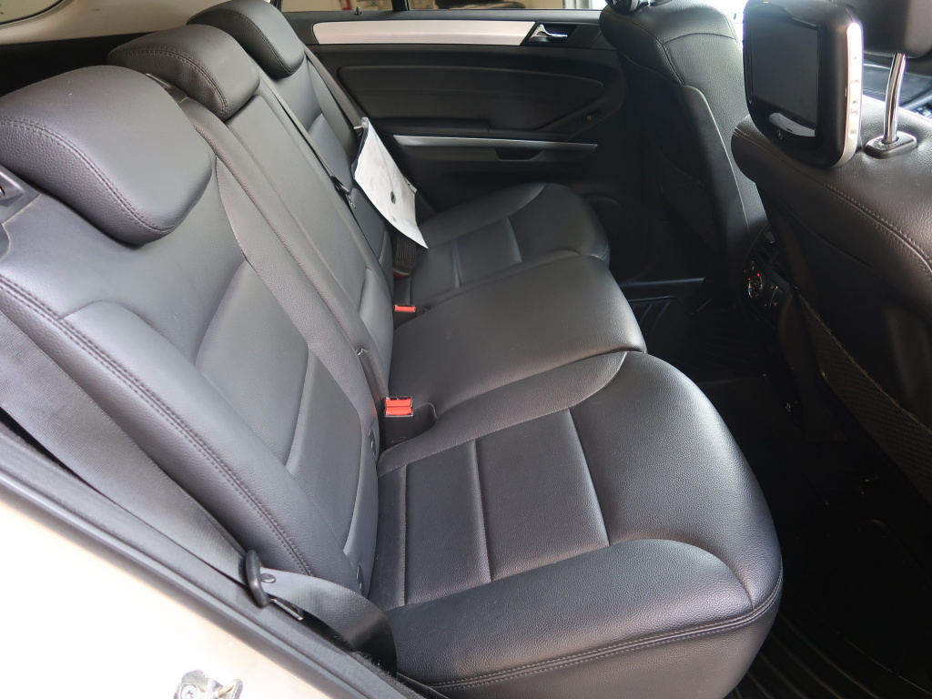 Mercedes-Benz ML