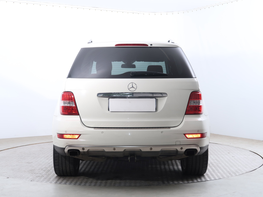 Mercedes-Benz ML