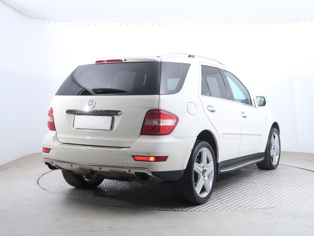 Mercedes-Benz ML