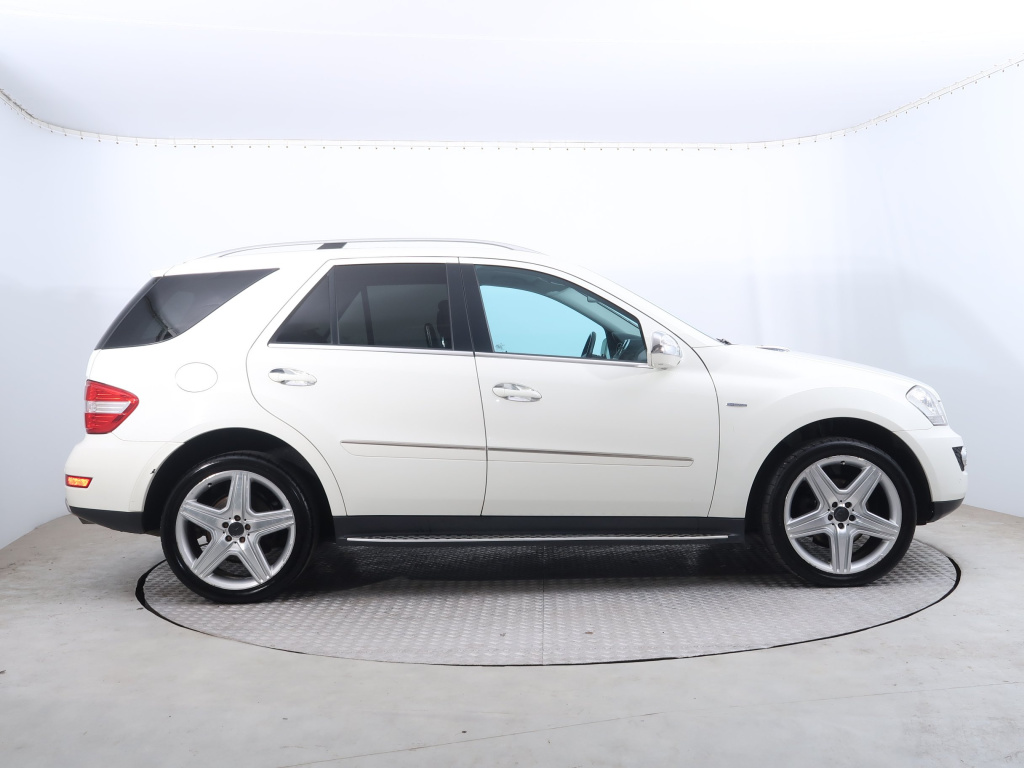 Mercedes-Benz ML