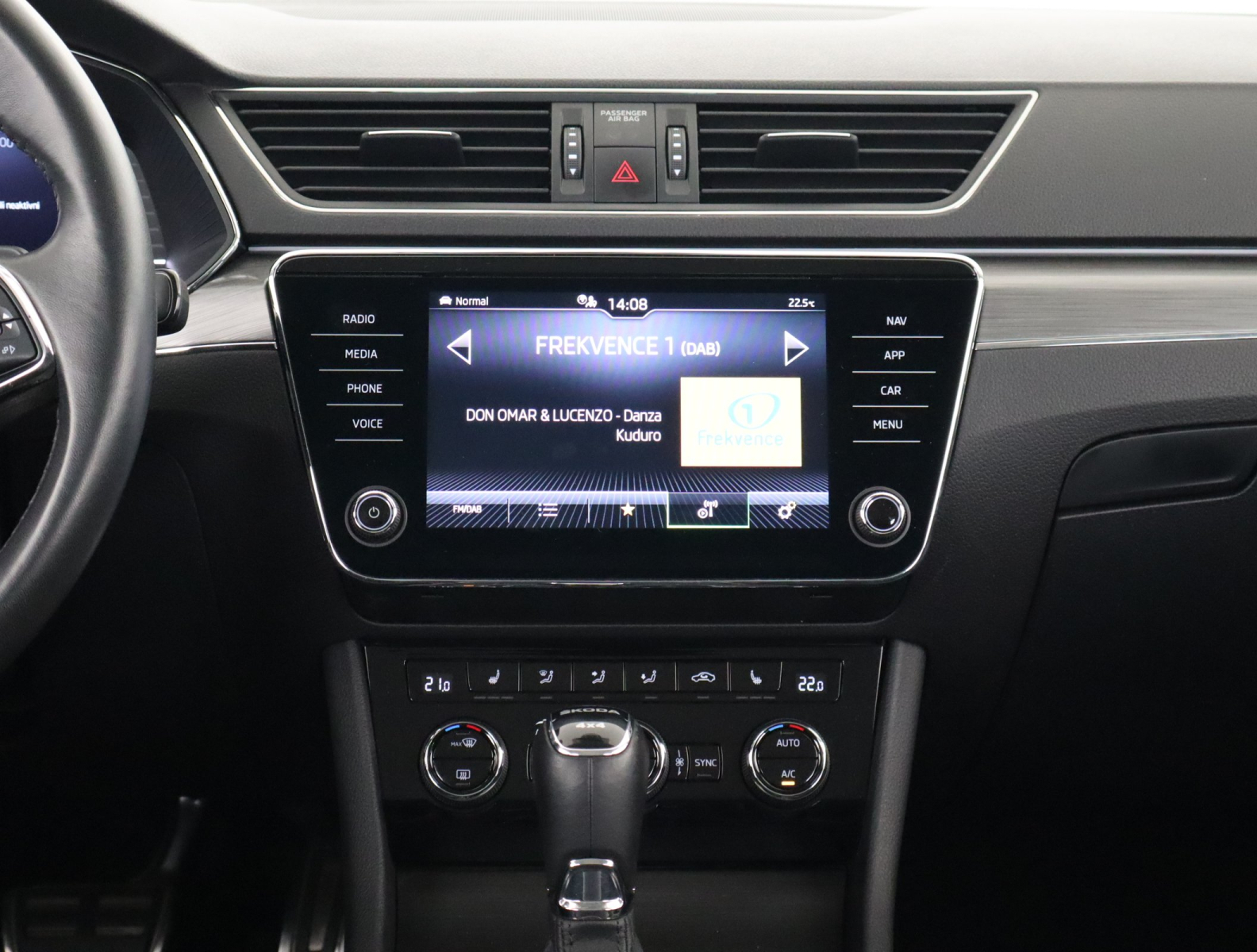 Škoda Superb - 2024