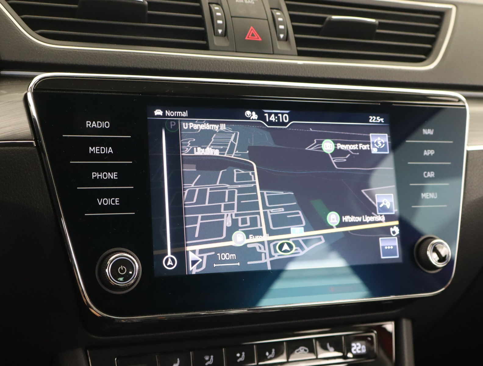 Škoda Superb - 2024