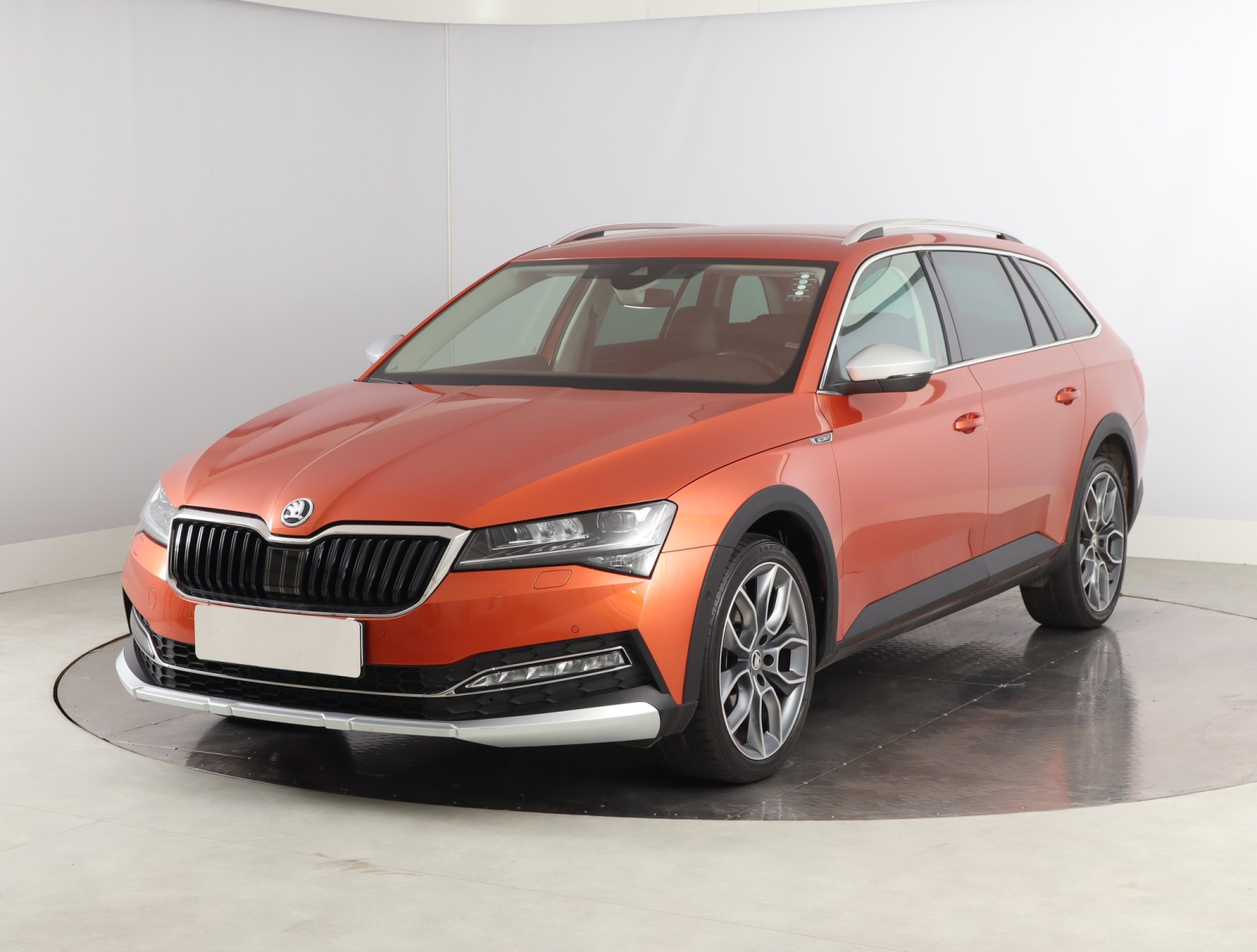 Škoda Superb - 2024