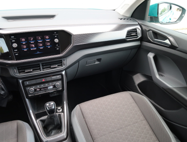 Volkswagen T-Cross - 2021