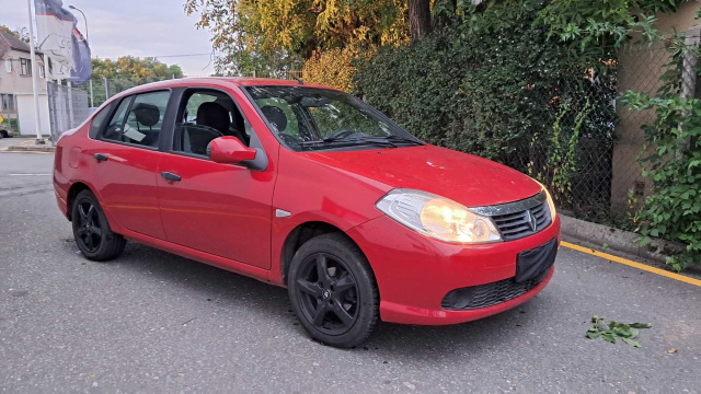 Renault Thalia 2012