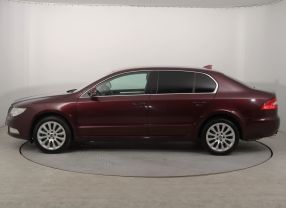 Skoda Superb - 2012