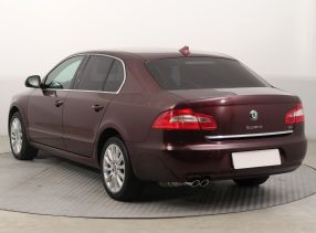 Skoda Superb - 2012