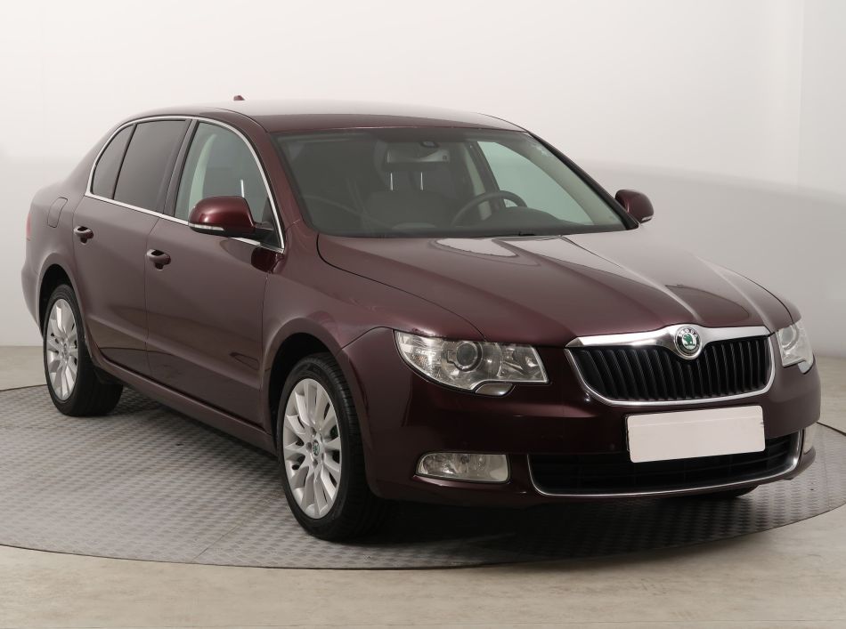 Skoda Superb - 2012