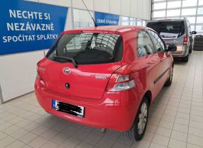 Toyota Yaris - 2011