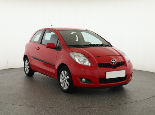 Toyota Yaris 2011