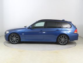 BMW 3 - 2010