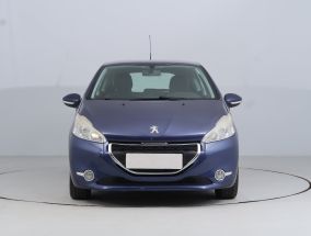 Peugeot 208 - 2012