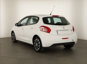Peugeot 208 - 2013