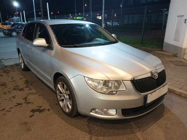 Škoda Superb 2010