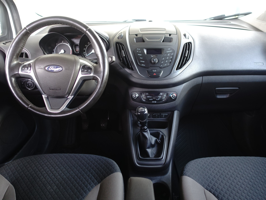 Ford Tourneo Courier