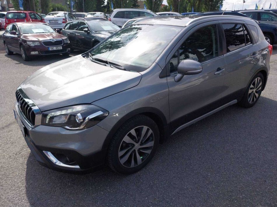 Suzuki SX4 S-Cross - 2019