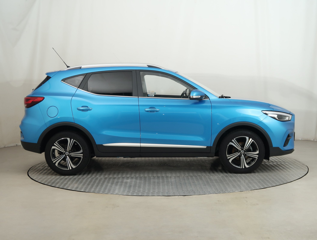MG ZS SUV