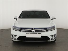Volkswagen Passat - 2016