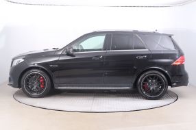 Mercedes-Benz GLE - 2016
