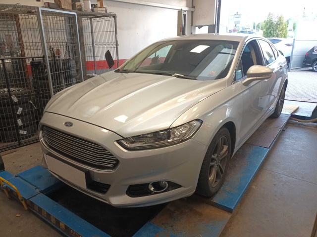 Ford Mondeo 2015