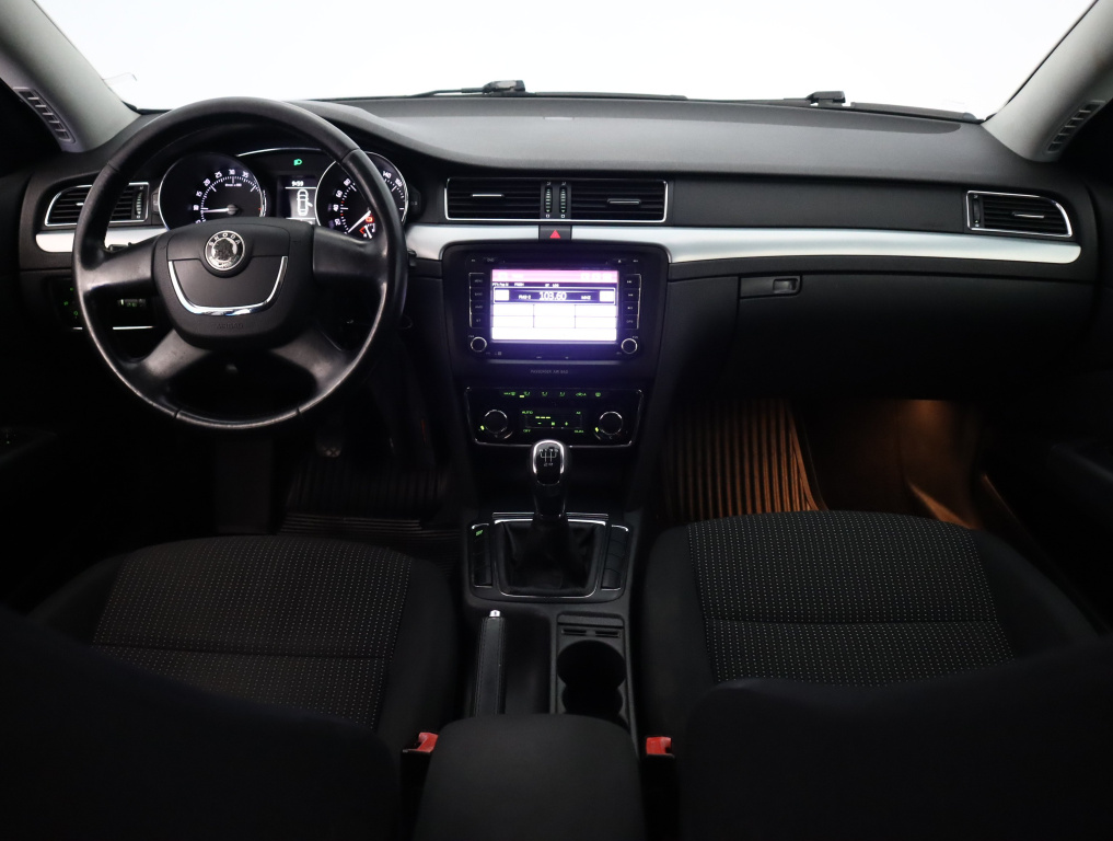 Škoda Superb