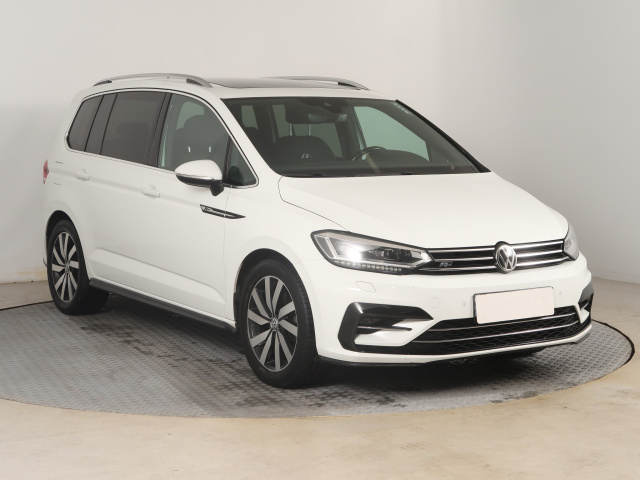 Volkswagen Touran 2016