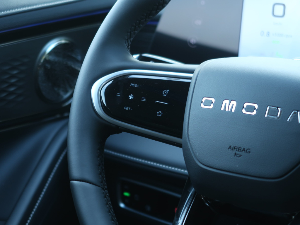 Omoda 5