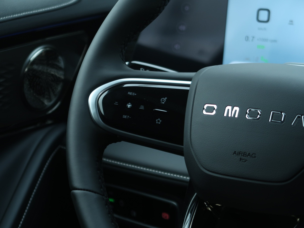 Omoda 5